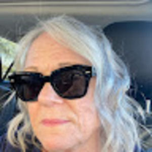 Meet your Posher, Carol